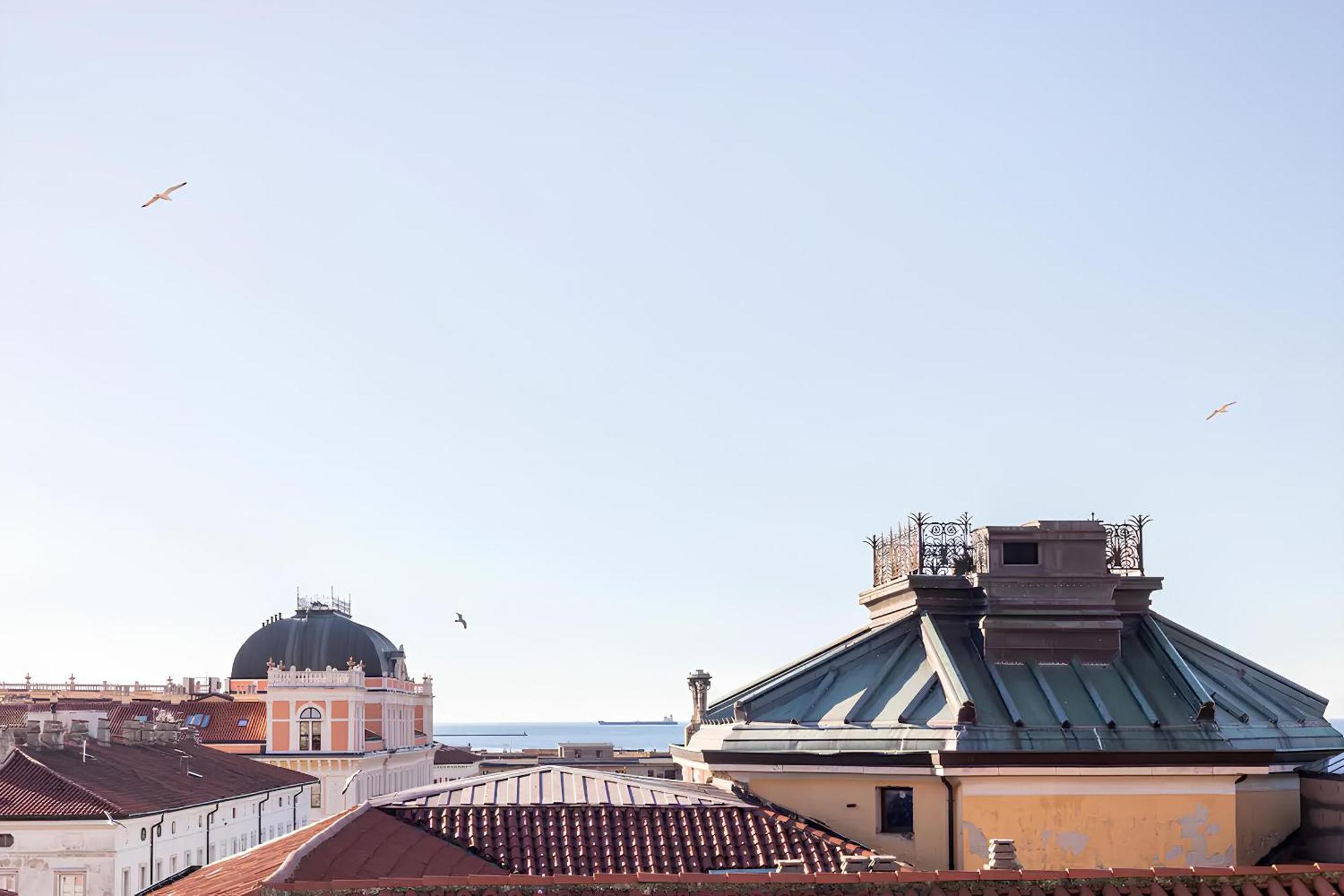 Trieste Sky Ngoại thất bức ảnh